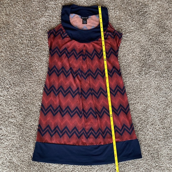 En Focus Petite Sleeveless Shift Dress Red & Navy Blue Zigzag Chevron, Women 4P - Picture 7 of 12